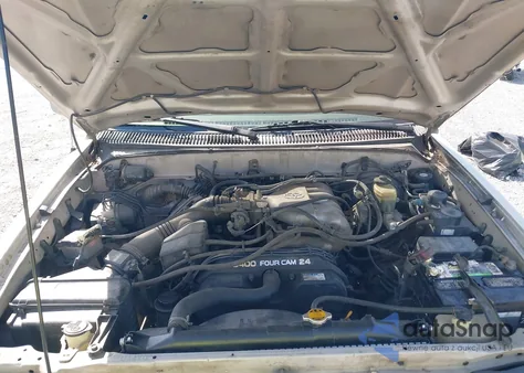 1997 Toyota 4Runner Sr5 V6 from USA, damaged, VIN JT3HN86R2V0089610